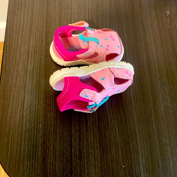 Infant Carter’s Booties Size 3 Pink&Blue and Jelly’s Pink - Picture 2 of 4